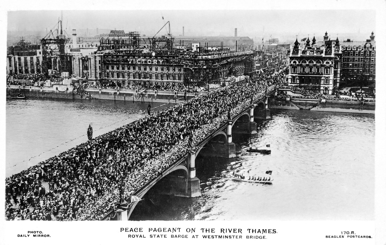 London Peace Pageant,London Westminster Bridge,Royal Barge 1919,river view